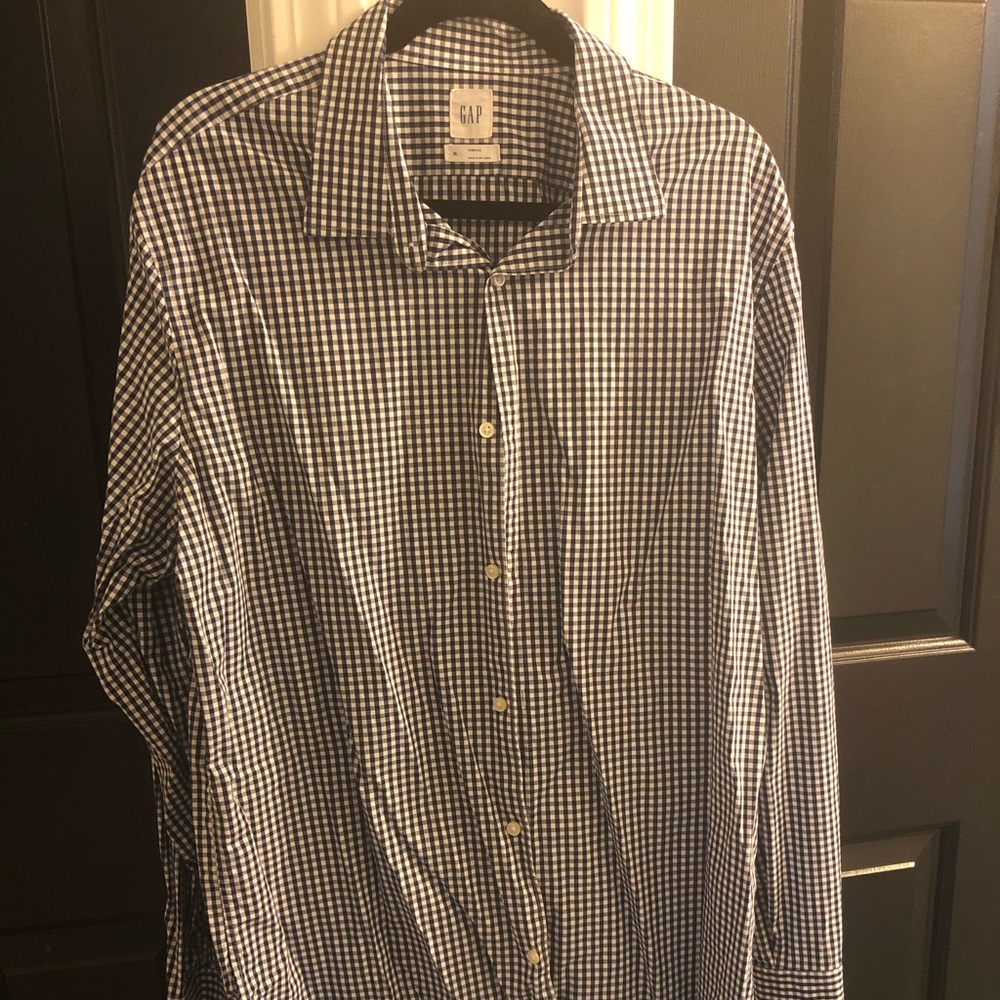 Men’s Gingham button up